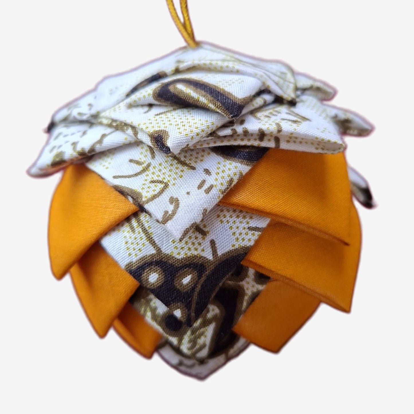 Bola de Natal Artesanal Efeito Pinha - Tons Laranja e Castanho