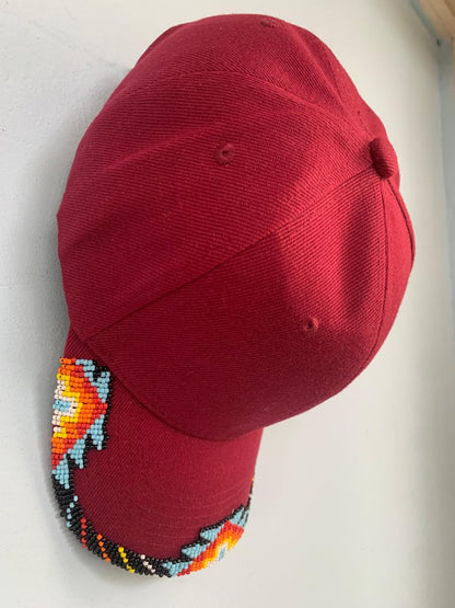 Boné com Aba Bordada com Missangas