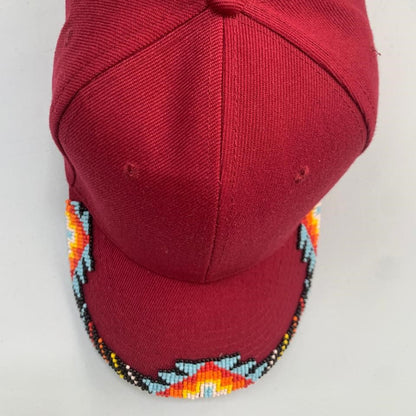 Boné com Aba Bordada com Missangas