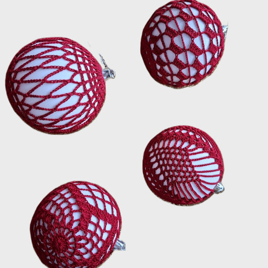 Bolas de Natal em Crochê Bordeaux