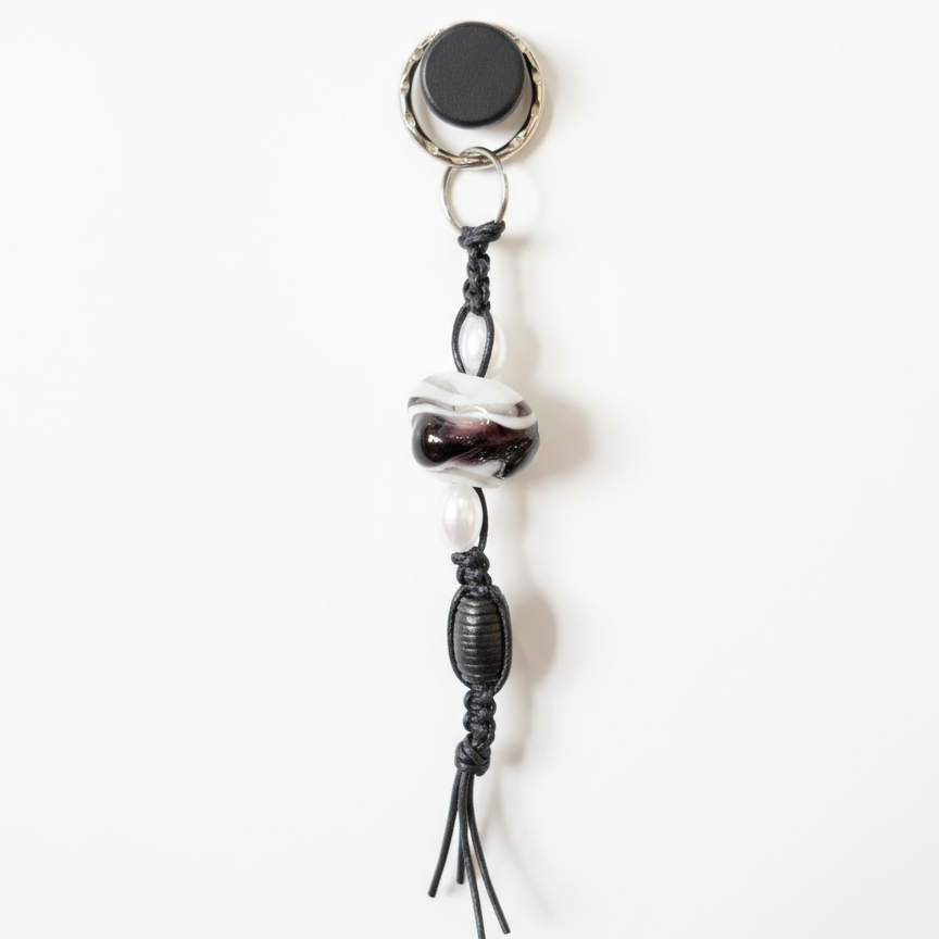 Porta-Chaves Elegante com Pedra de Murano Preto e Branco