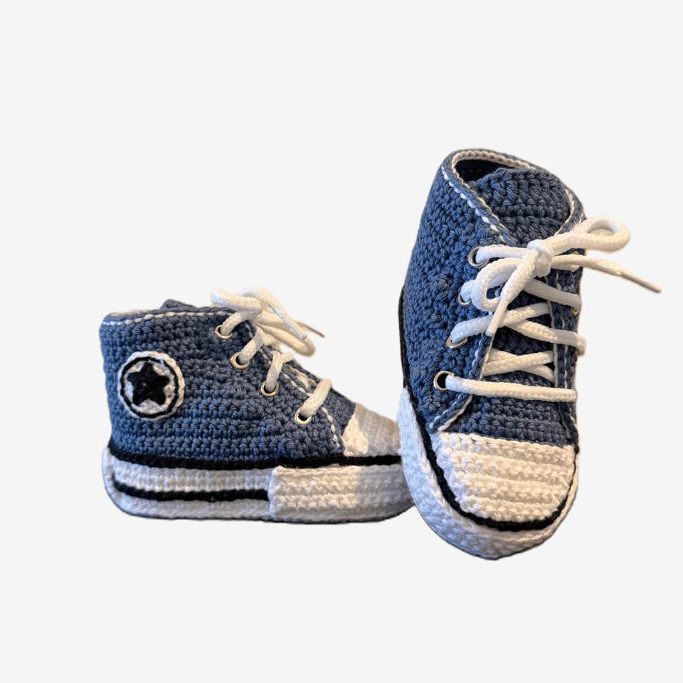 Ténis de Bebé em Crochê Azul - Sapatinhos Artesanais