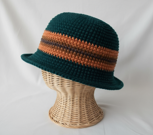 Chapéu de Criança em Crochê - Verde Petróleo e Laranja